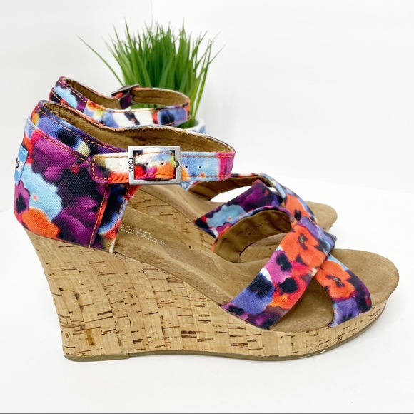 Toms Shoes - Tom’s Floral Hemp Strappy Wedge Sandal SZ 10